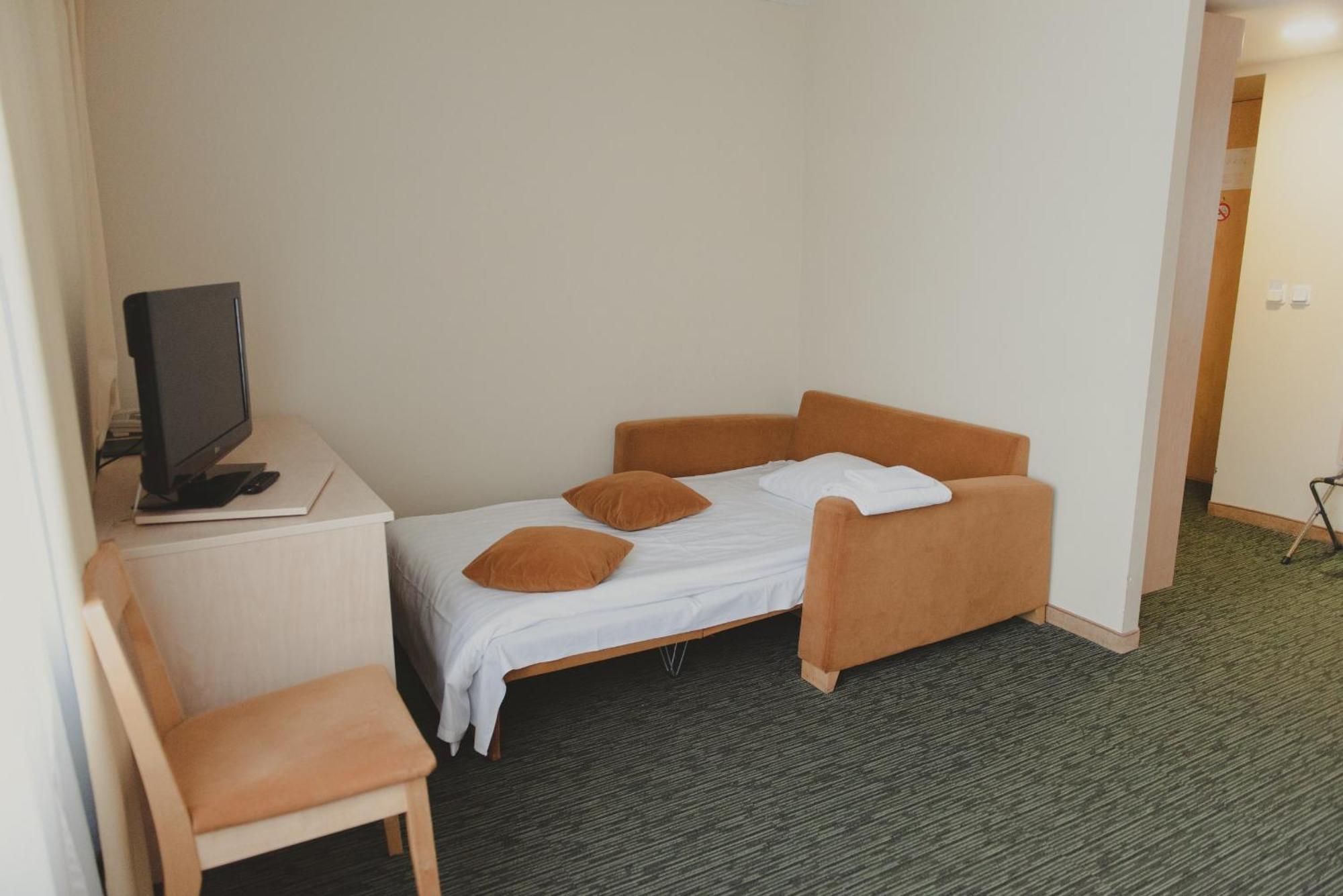 Park Hotel Latgola Daugavpils Kültér fotó