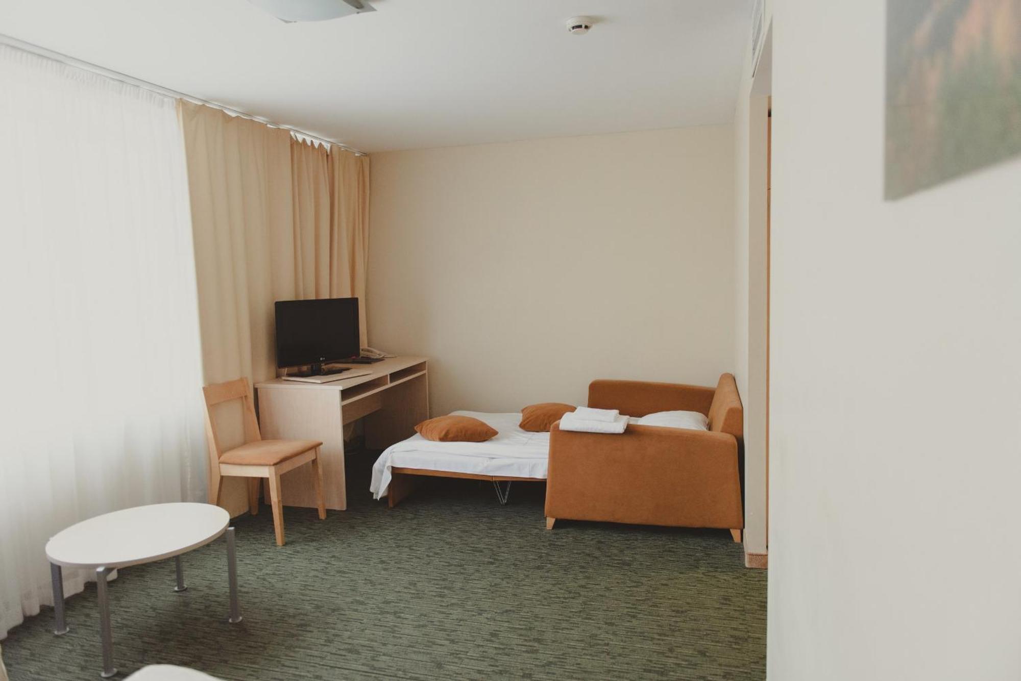 Park Hotel Latgola Daugavpils Kültér fotó